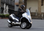 Piaggio MP3 Hybrid